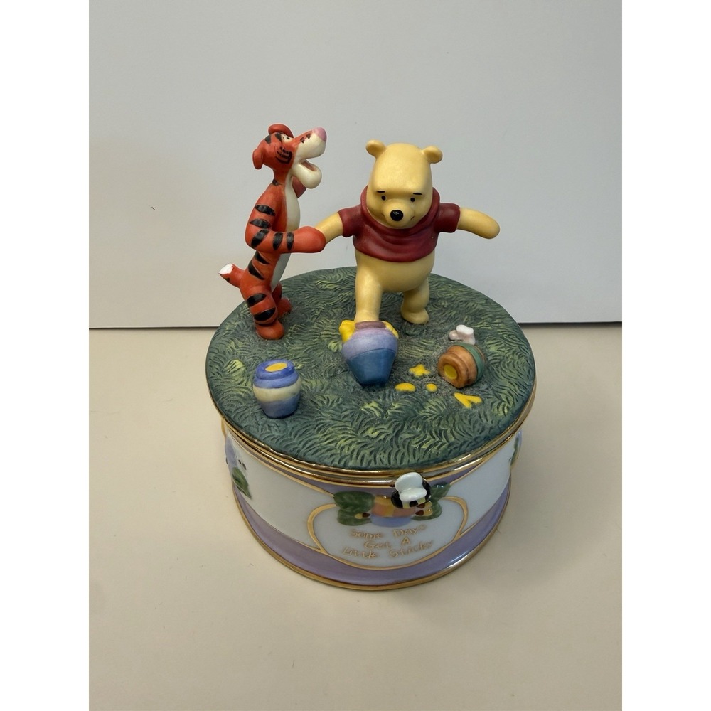 Winnie the Pooh Music Box By Ardleigh Elliot "Better Days" Porcelain. Damaged.